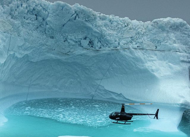 Instructor and student flying a helicopter